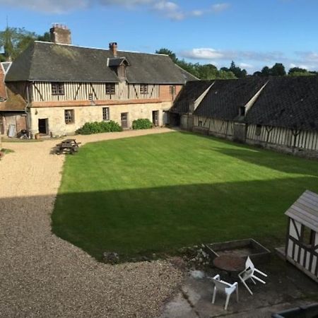 Fauguernon La Ferme Du Chateau מראה חיצוני תמונה